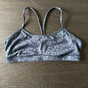 Lululemon Athletica Gray Patterned Sports Bra